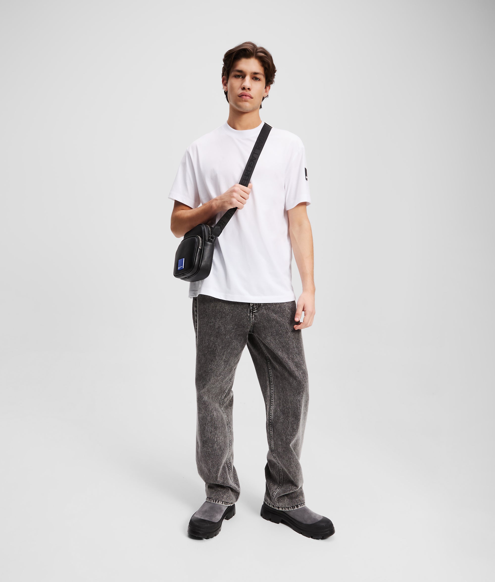 PATCH LOGO T-SHIRT - Image 4