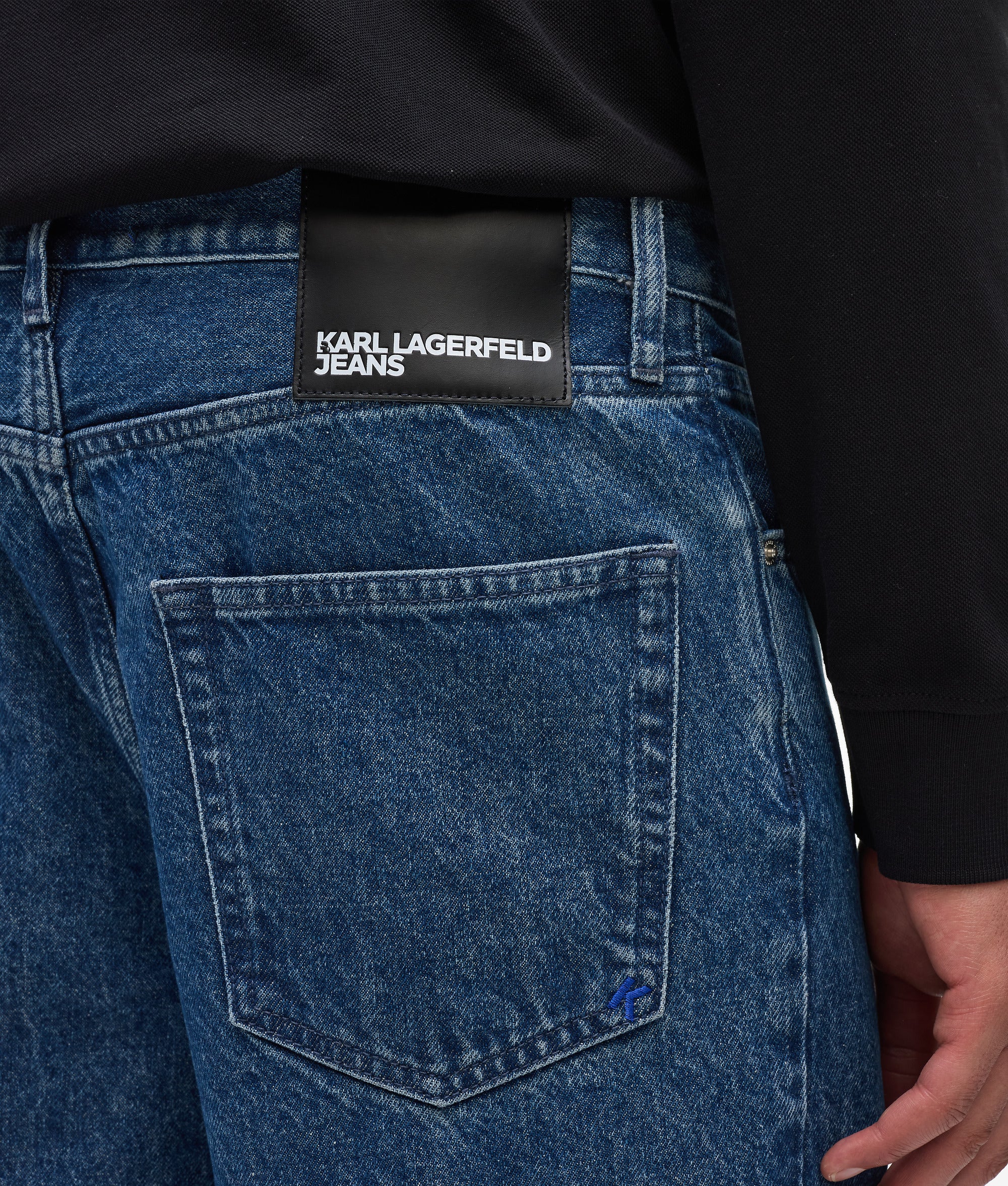 Relaxed jeans - Image 2