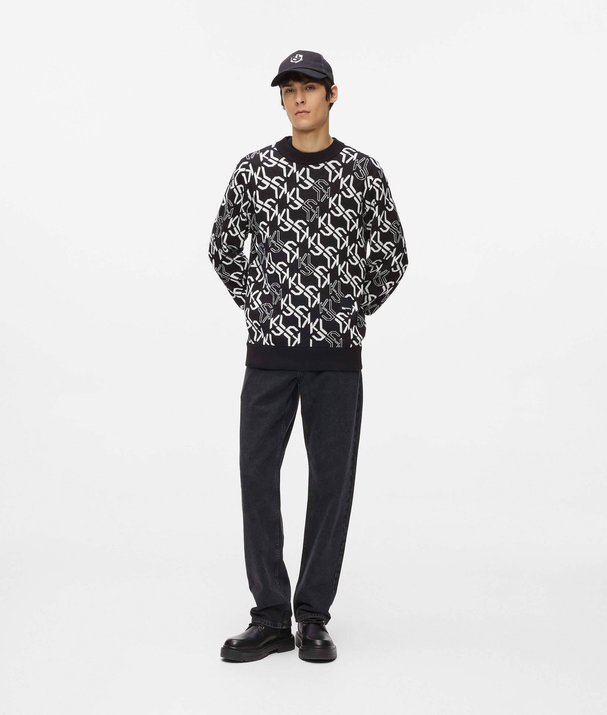 All-over Monogram sweater - Image 4