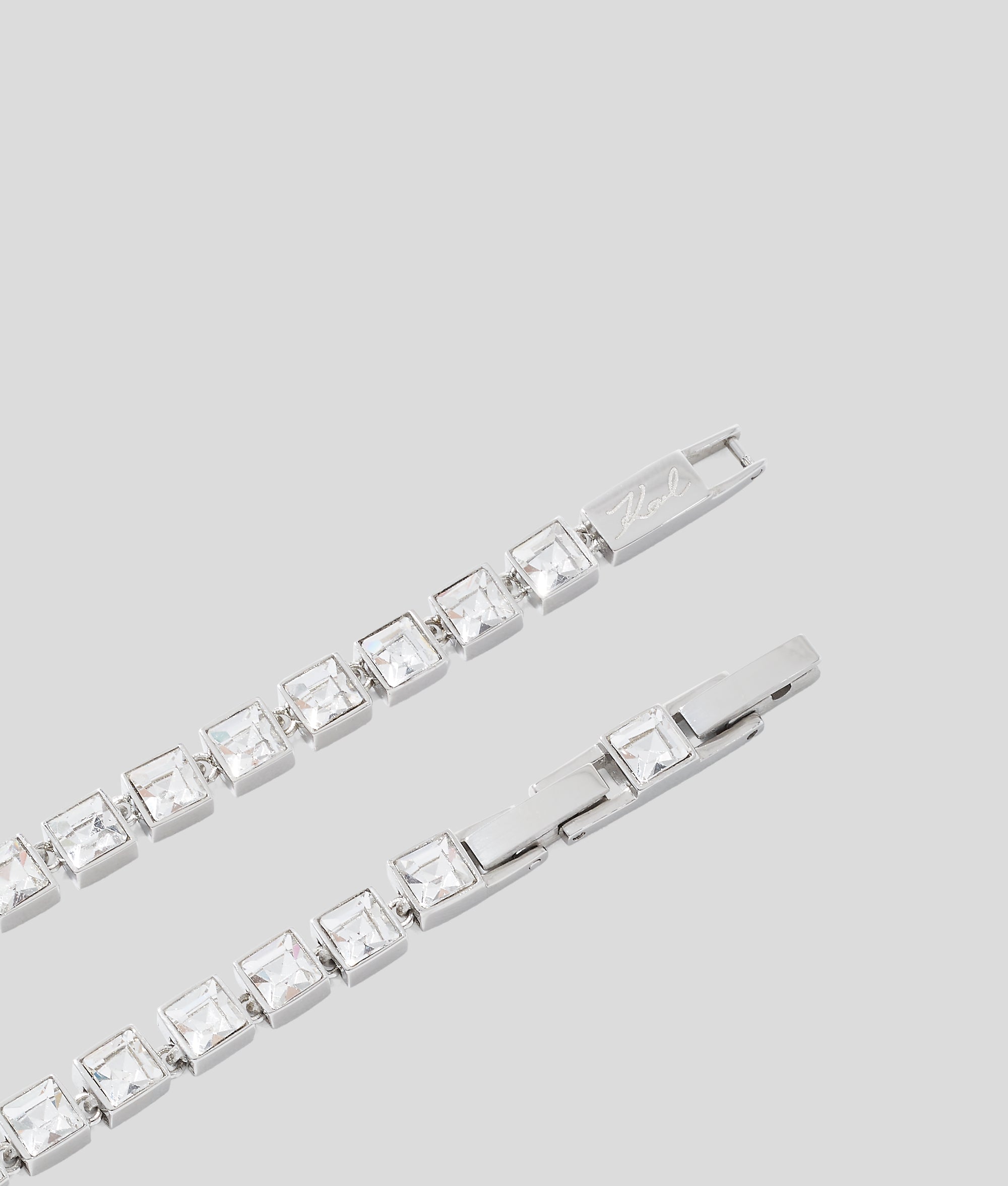 SIGNATURE DROP NECKLACE - Image 4